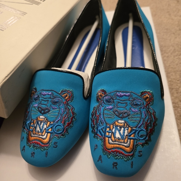 Kenzo Shoes - Authentic Kenzo Tiger Embroidered Leather Loafers – Turquoise Blue - Size 37